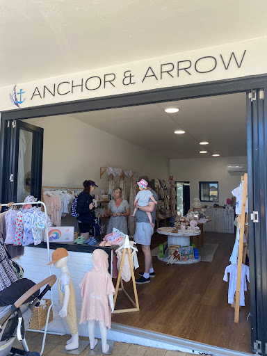 Anchor & Arrow