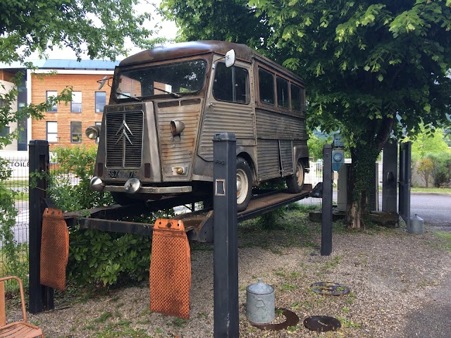 Le Garage