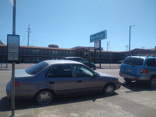 Hertz Car Rental - Eureka - Boeing Avenue - Thumbnail