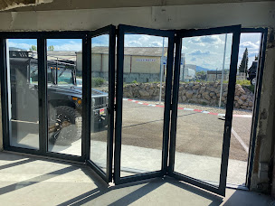 Photo n°48 de Menuiserie SARI Fabricant de menuiserie, Cuisine & Bains à La Ricamarie (Magasin de fenêtres en PVC)