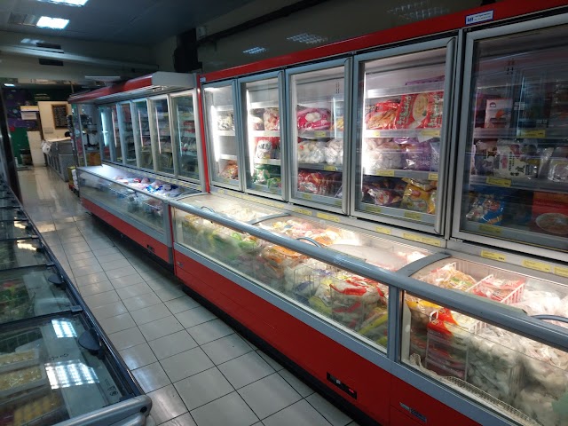 SUPERMARCHÉ H8