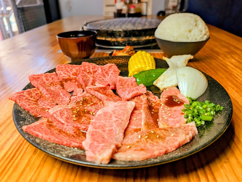 ジュジュアン 関大前店