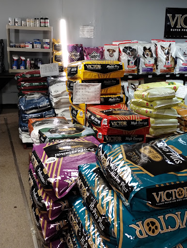 M&M Pet Feed Store and landscape supplies - Thumbnail