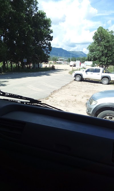 Photos of Pozo Mayalito 1 (oil well)