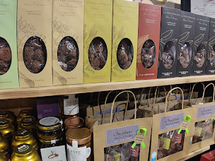 Photo n°9 de Idées&Co à Ménétrol (Magasin d'ameublement et de décoration)