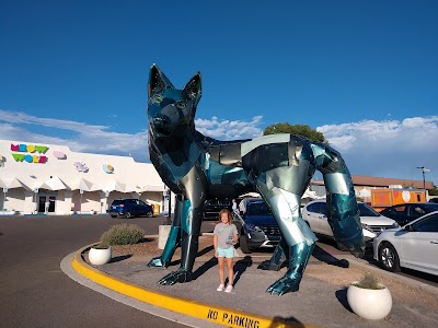 Meow Wolf