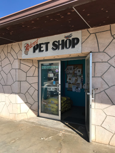 Red Crest Pet Shop