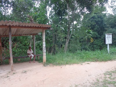 Warakapitiya Railway Station, Central