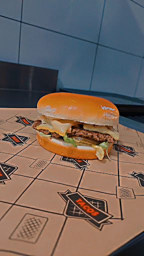 Photo 2 - Burger Express Saint-Benoît
