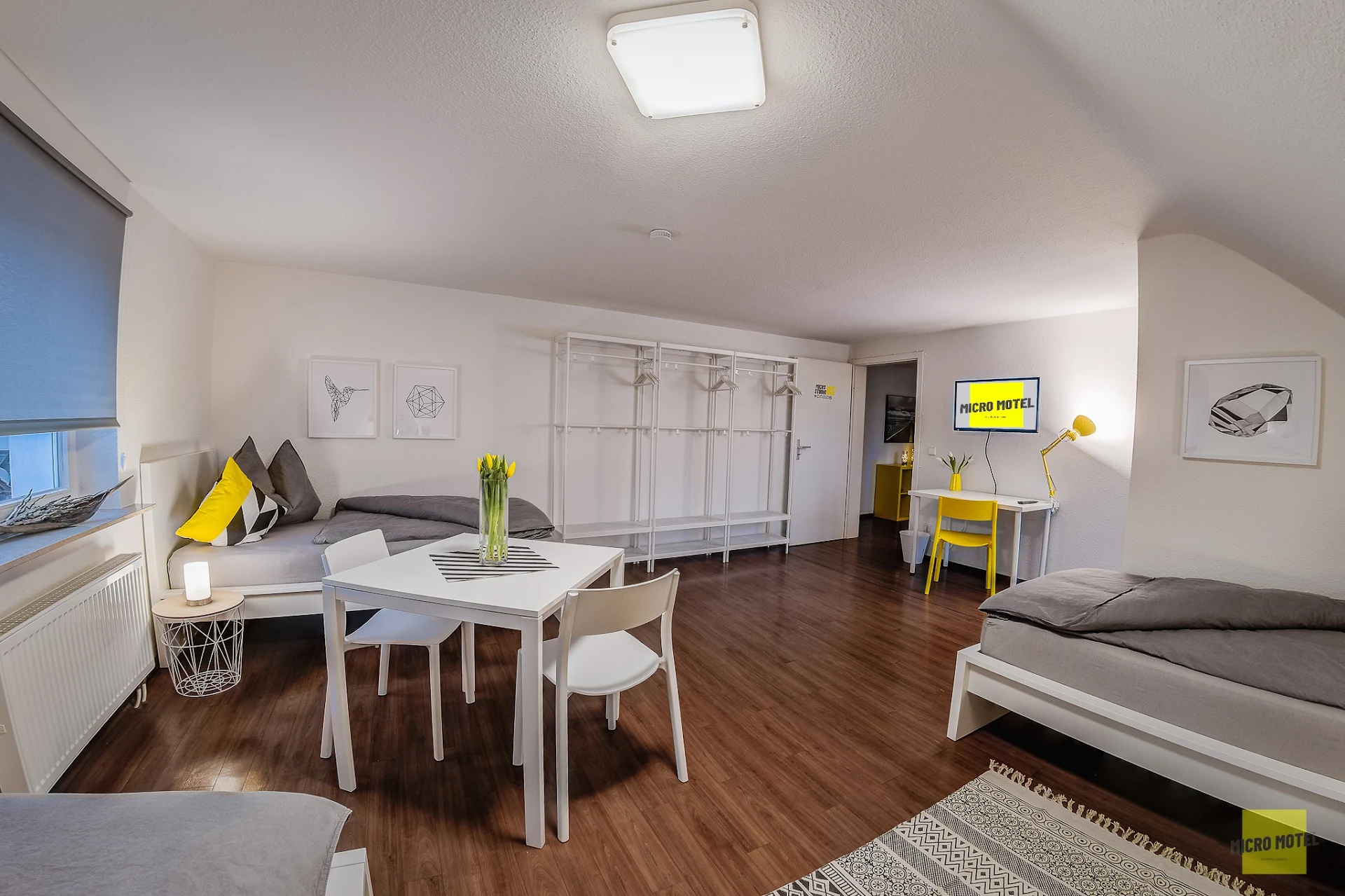 MICRO MOTEL