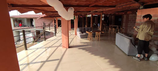 Mil Coronas Canta BAR - Thumbnail