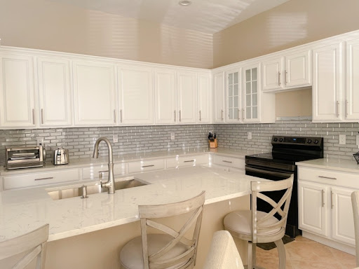 Peakline Contracting - Renovations and Remodels - Thumbnail