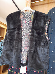 Photo n°12 de Fancie Prêt à porter-Accessoires à Vaison-la-Romaine (Magasin de vêtements pour femmes)