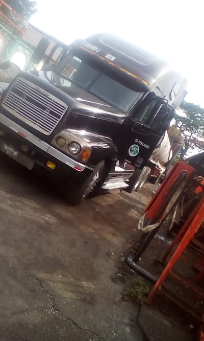 Photos of Puerto Quetzal Disagro Plant
