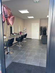 Photo n°2 de Coiff'Color à Fresnes-sur-Escaut (Salon de coiffure)