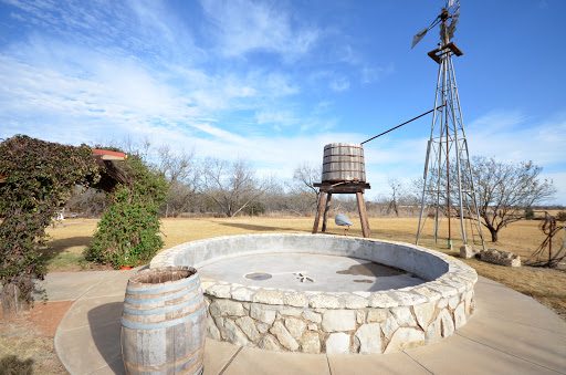 Barking Rocks Vinyard & Winery - Thumbnail