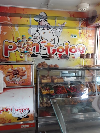 Photos of Pantojos