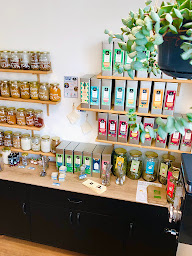 Photo n°12 de Les bocaux d'abord - épicerie vrac, café & restaurant 100% végétarien à Lorient (Restaurant végétarien)