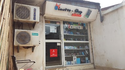 Electronics Store