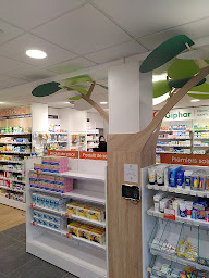 Photo n°2 de Pharmacie Centrale à Sucé-sur-Erdre (Pharmacie)