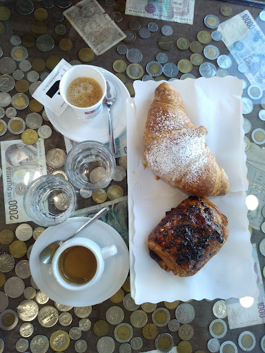 Caffè al Bacio - Visual
