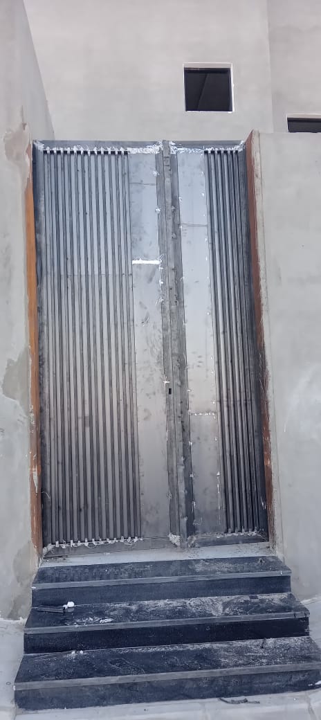 مؤسسة لمسة منار للزجاج - صورة 5