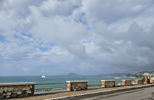 Formia - Visual
