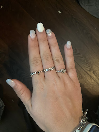 Y Nails - Visual