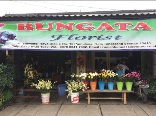 Bungata Florist, Author: Adirman Mallu