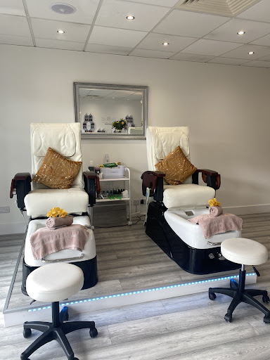The Beauty Salon, Ballyholme