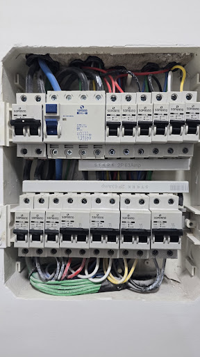 Loredo Soluções Elétrica Eletricista e Manutenção Eletricas