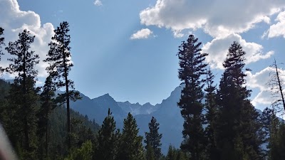 Trapper Creek Trailhead