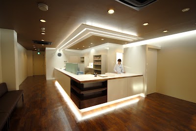 アルカ宇治川薬局