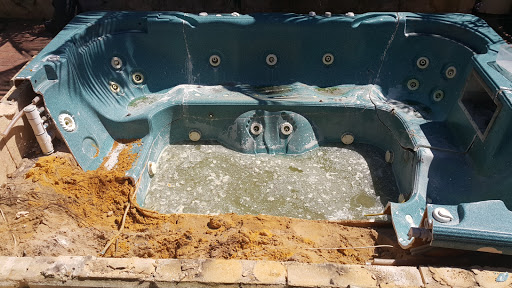 Perth Spa Wreckers - Thumbnail
