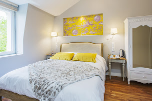 Photo n°5 de Centre Médical & Épilation Laser Mérovée Médecine esthétique et greffe capillaire à Saint-Ouen (Centre d'épilation laser)