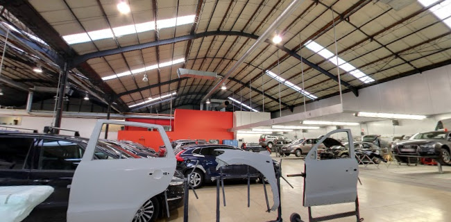 Beoordelingen van Carrosserie Karreveld in Vilvoorde - Autobedrijf Garage