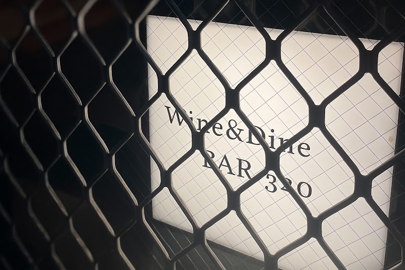 Wine＆Dine BAR 32Ō（サンニーマル）