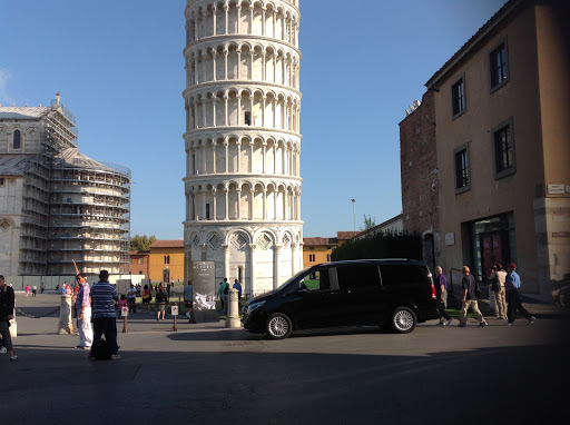 Tuscany Transfer Tour Limousine Service Gallery - Italy
