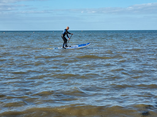 Beach Court Park Gallery - United Kingdom