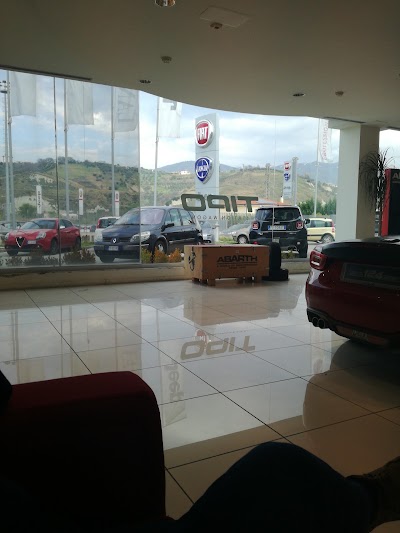 Photos of Carlomagno