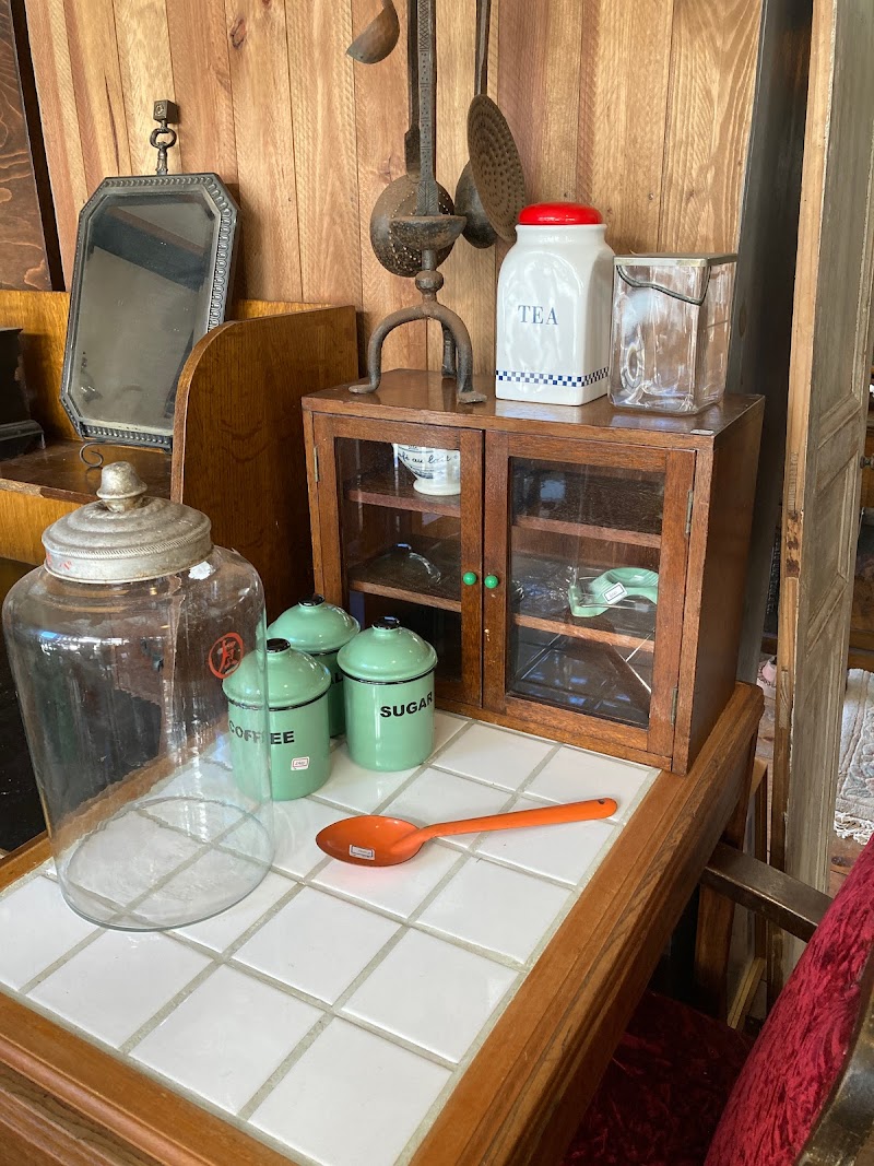 HELLS BELLS 伯爵館