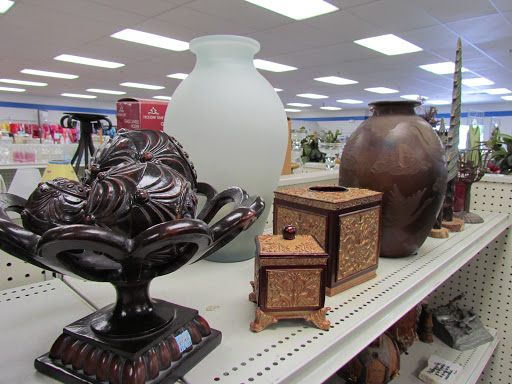 Goodwill Moline - Visual