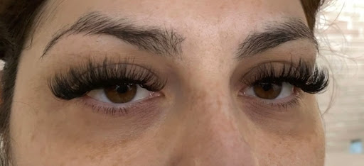 Lash With A Splash - Visual