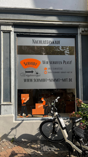 Schmidt nimmt mit