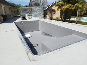 Photo n°22 de Piscines Coques 64 65 à Montaner (Magasin de matériel pour piscines)