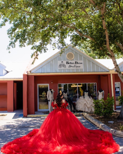 Bella's dress Boutique Logo