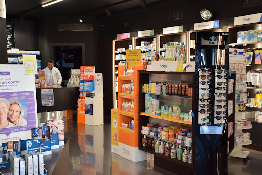 Farmacia Bacchielli Gallery - Italy