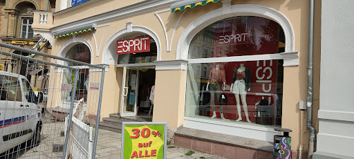 mode.knopf Esprit Store - Visual