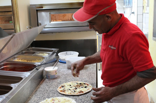 Photo 3 - Allo Pizza