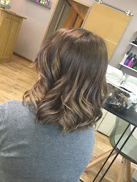 Photo n°4 de Meggy Institut Coiffure à Louhans (Institut de beauté)